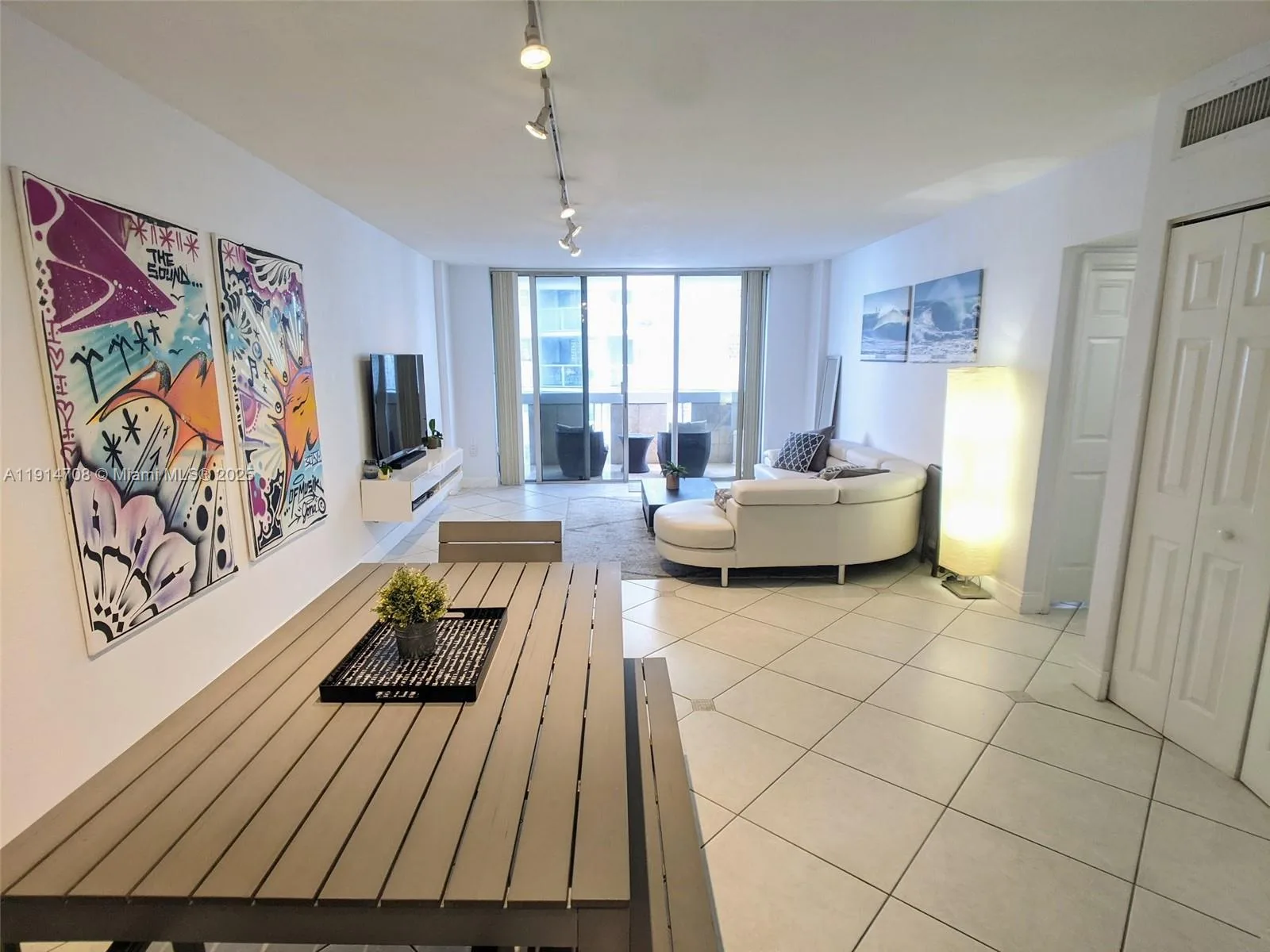800 West Ave # 938, Miami Beach, FL 33139