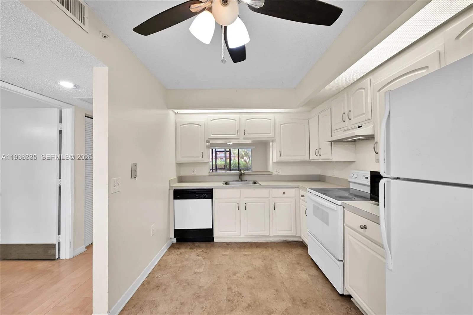 701 SW 142nd Ave # 104S, Pembroke Pines, FL 33027 photo 4
