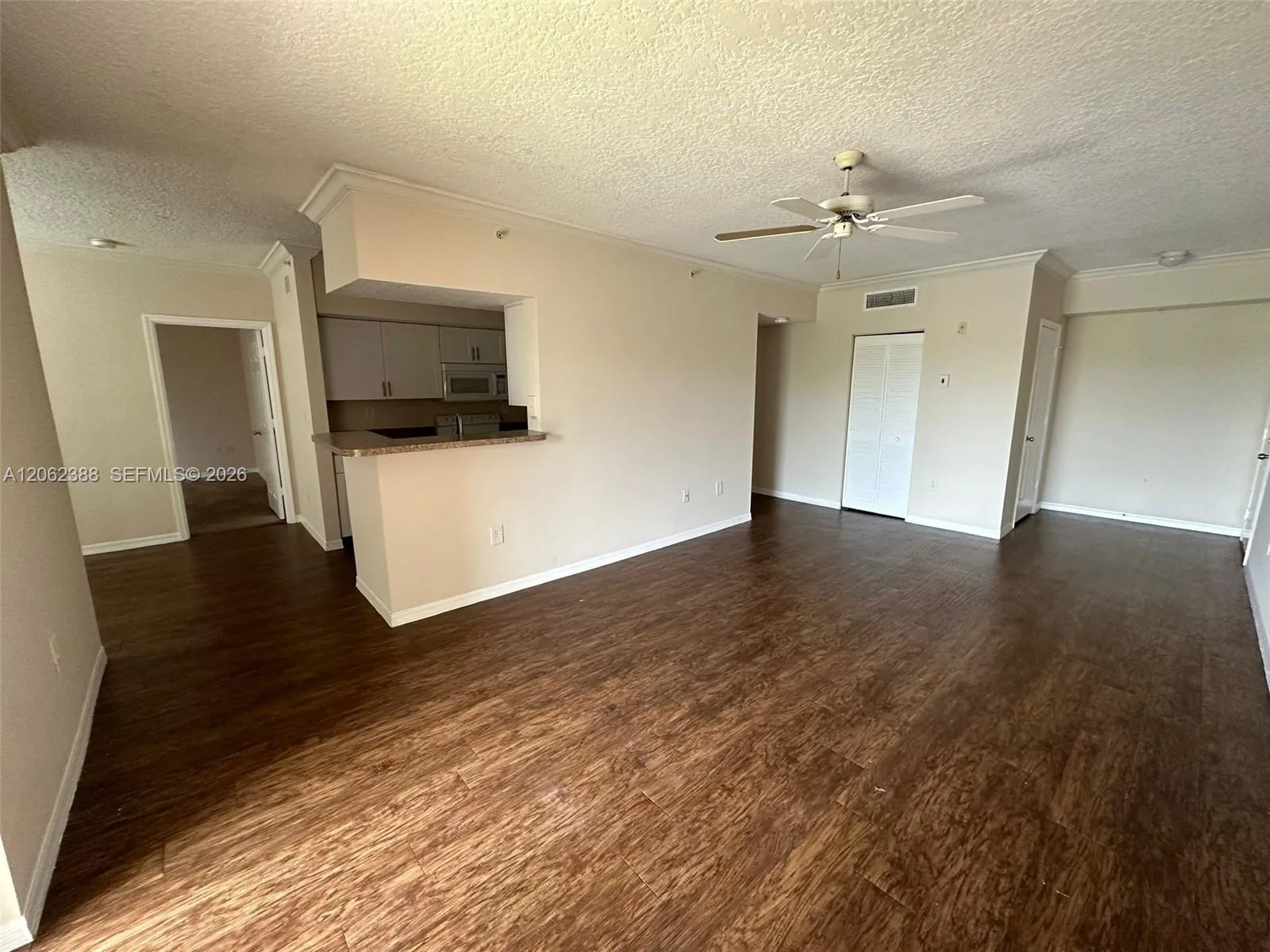 11600 SW 2nd St # 18208, Pembroke Pines, FL 33025 photo 3