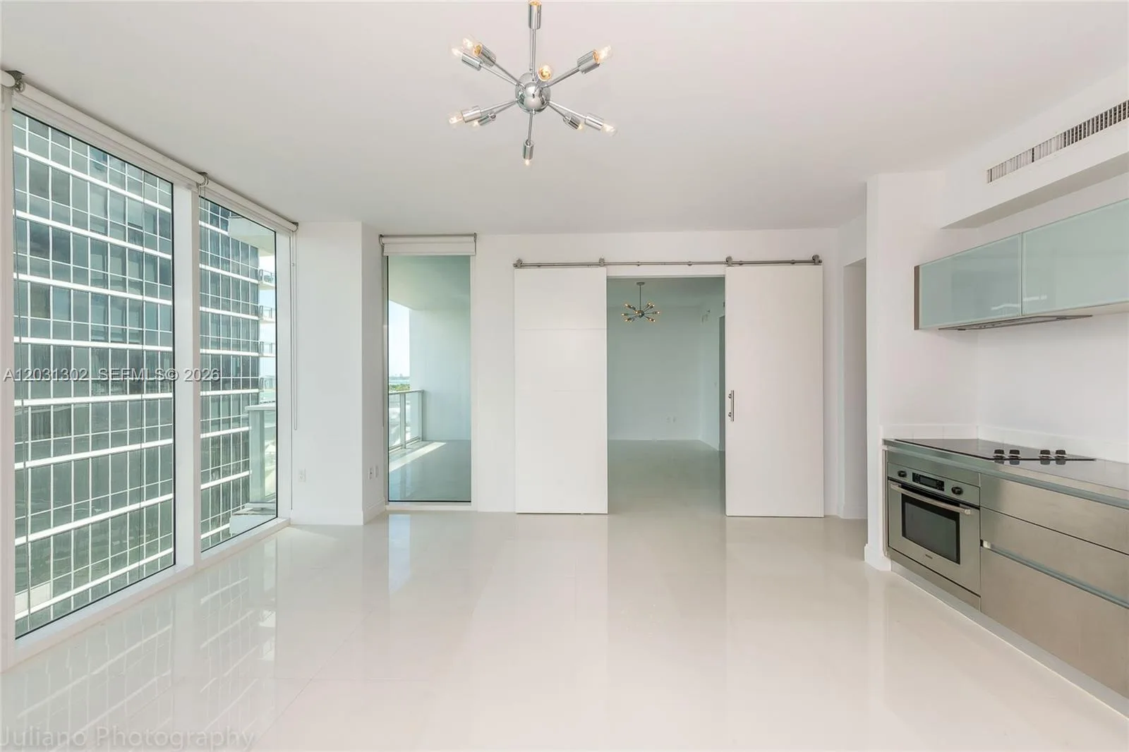 1040 Biscayne Blvd # 1205, Miami, FL 33132