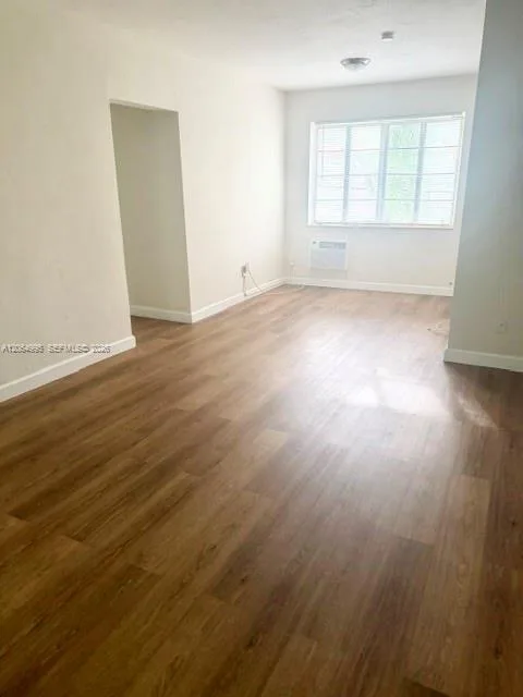 1010 E Ponce De Leon Blvd # 3, Coral Gables, FL 33134 photo 2