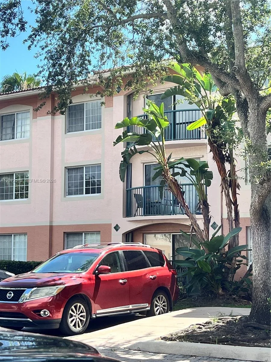 2009 SE 10th Ave # 319, Fort Lauderdale, FL 33316