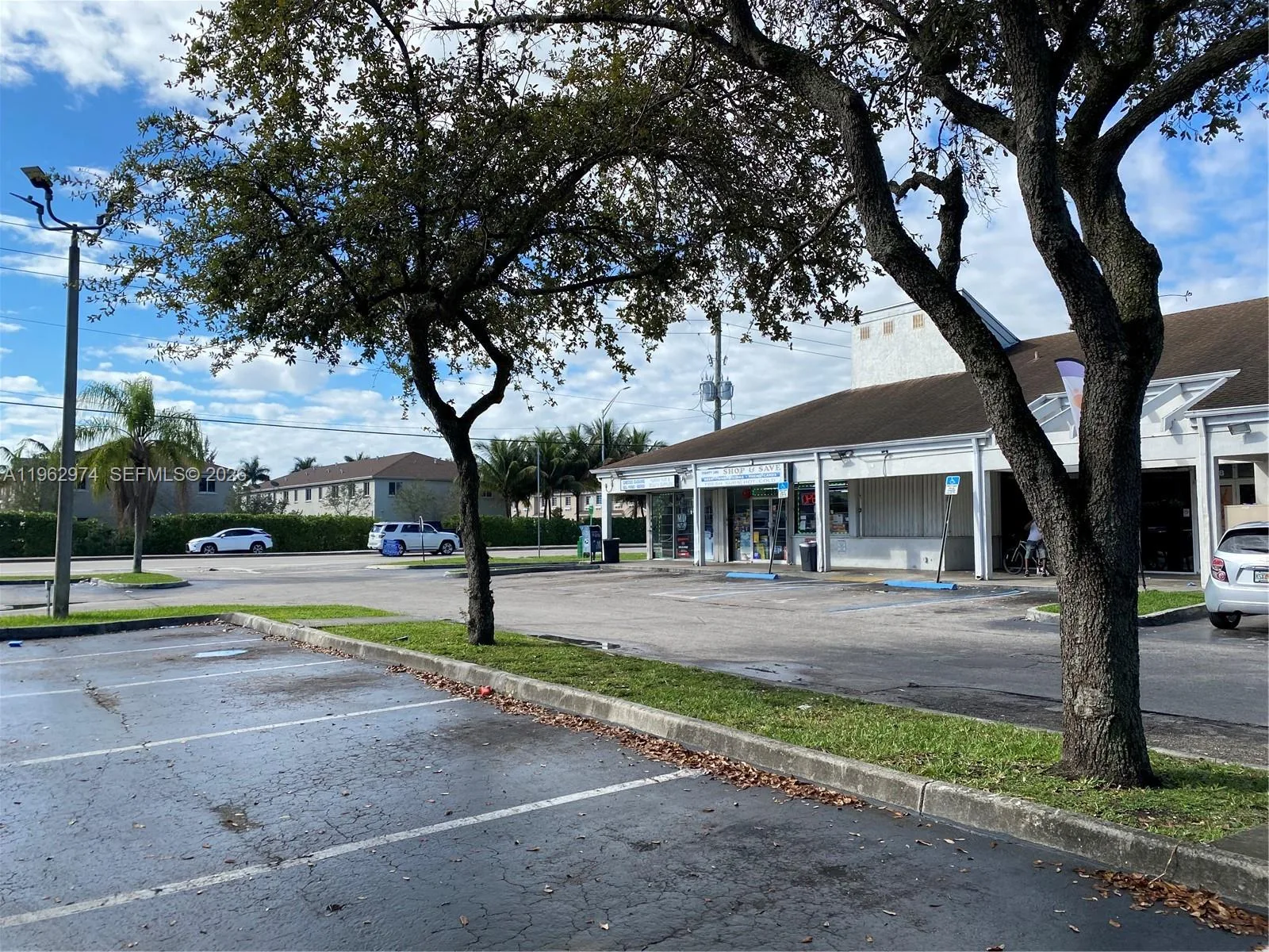 4040 SW 69th Ave, Miramar, FL 33023