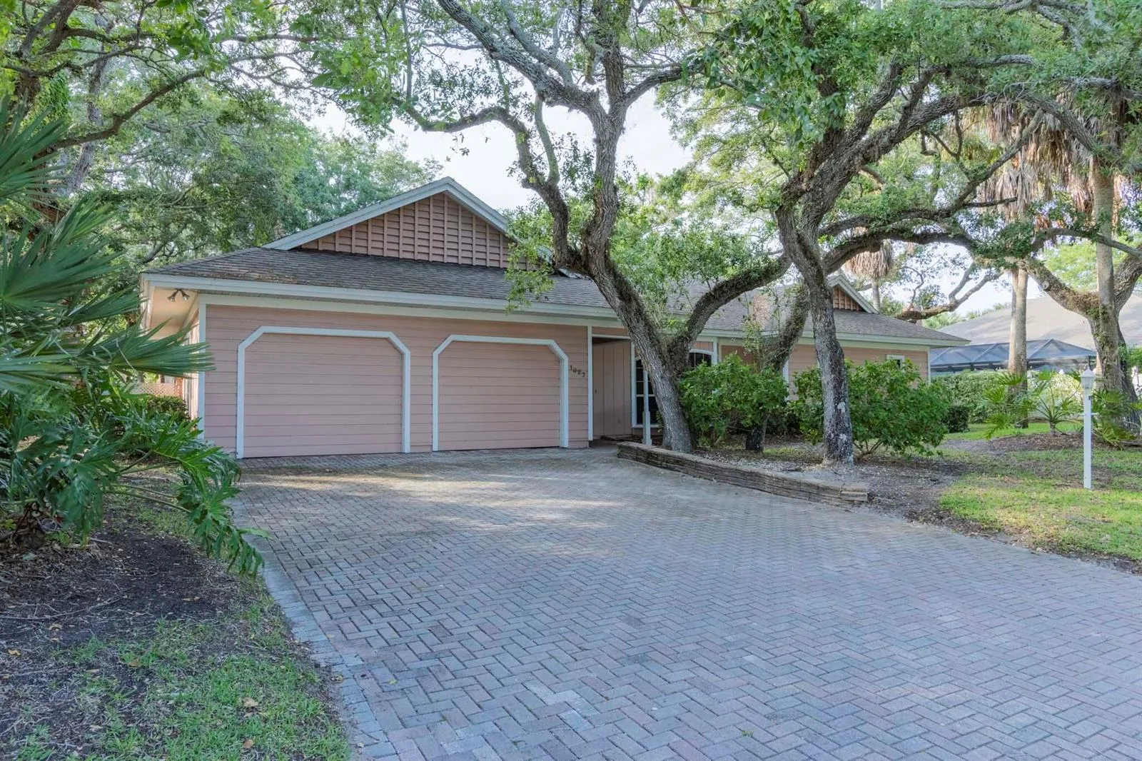 1027 Mangrove Lane, Vero Beach, FL 32963