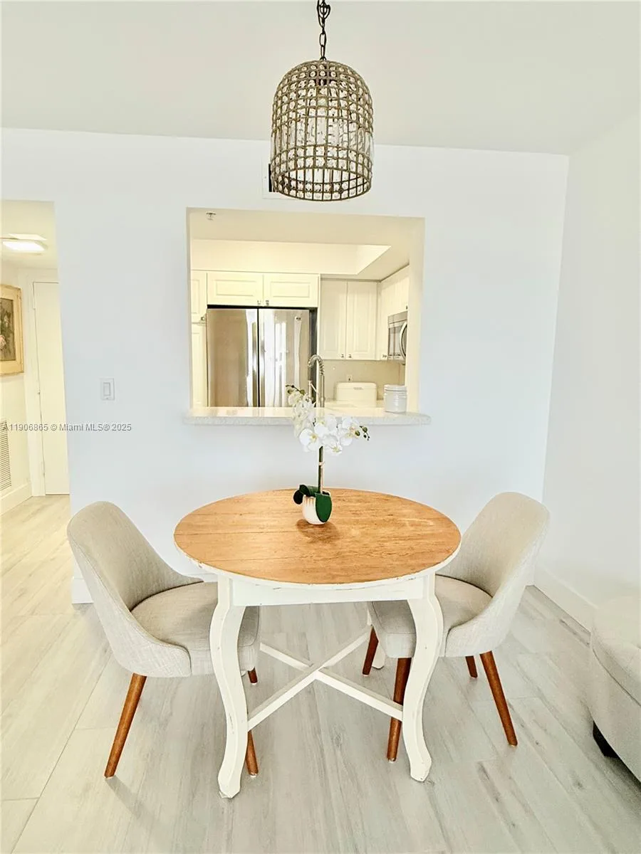 1800 Sunset Harbour Dr # 2005, Miami Beach, FL 33139 photo 9