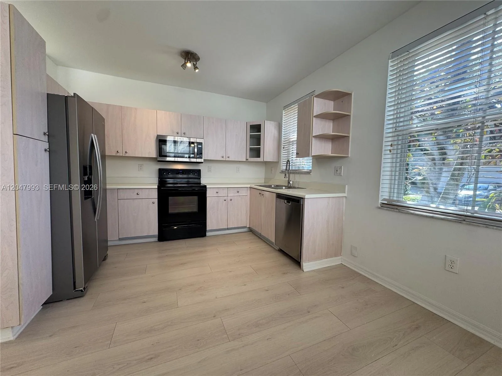 1595 Seagrape Way # -, Hollywood, FL 33019 photo 4