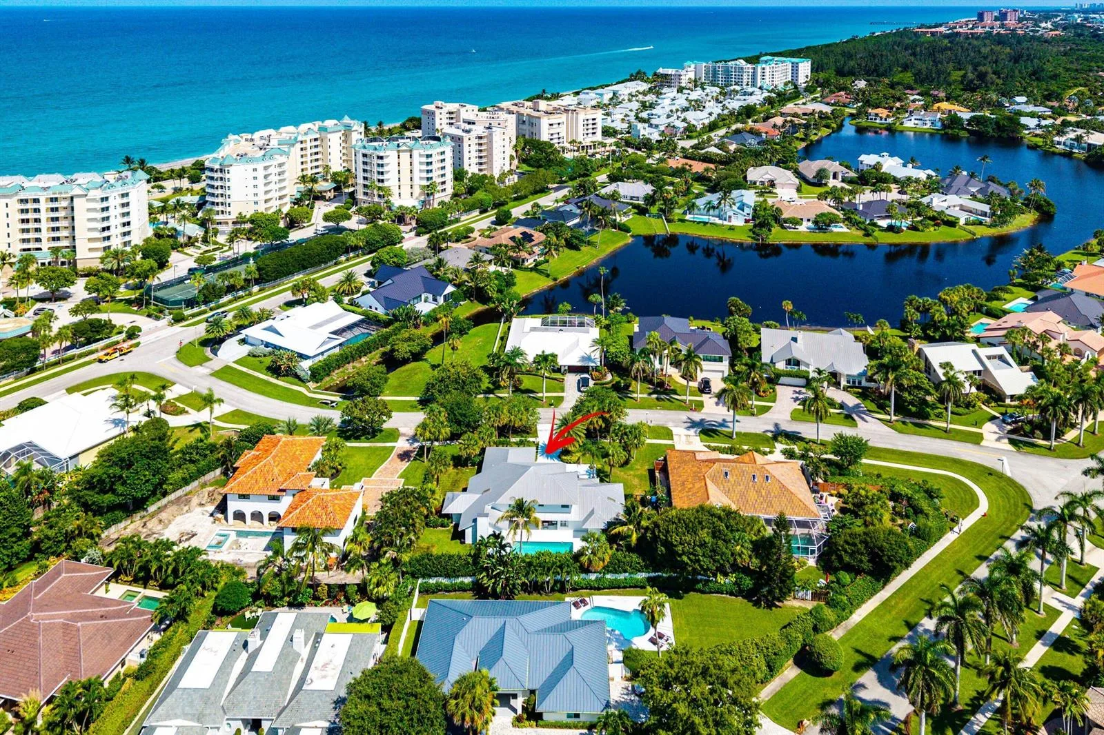 139 Rotunda Drive, Jupiter, FL 33477 photo 2