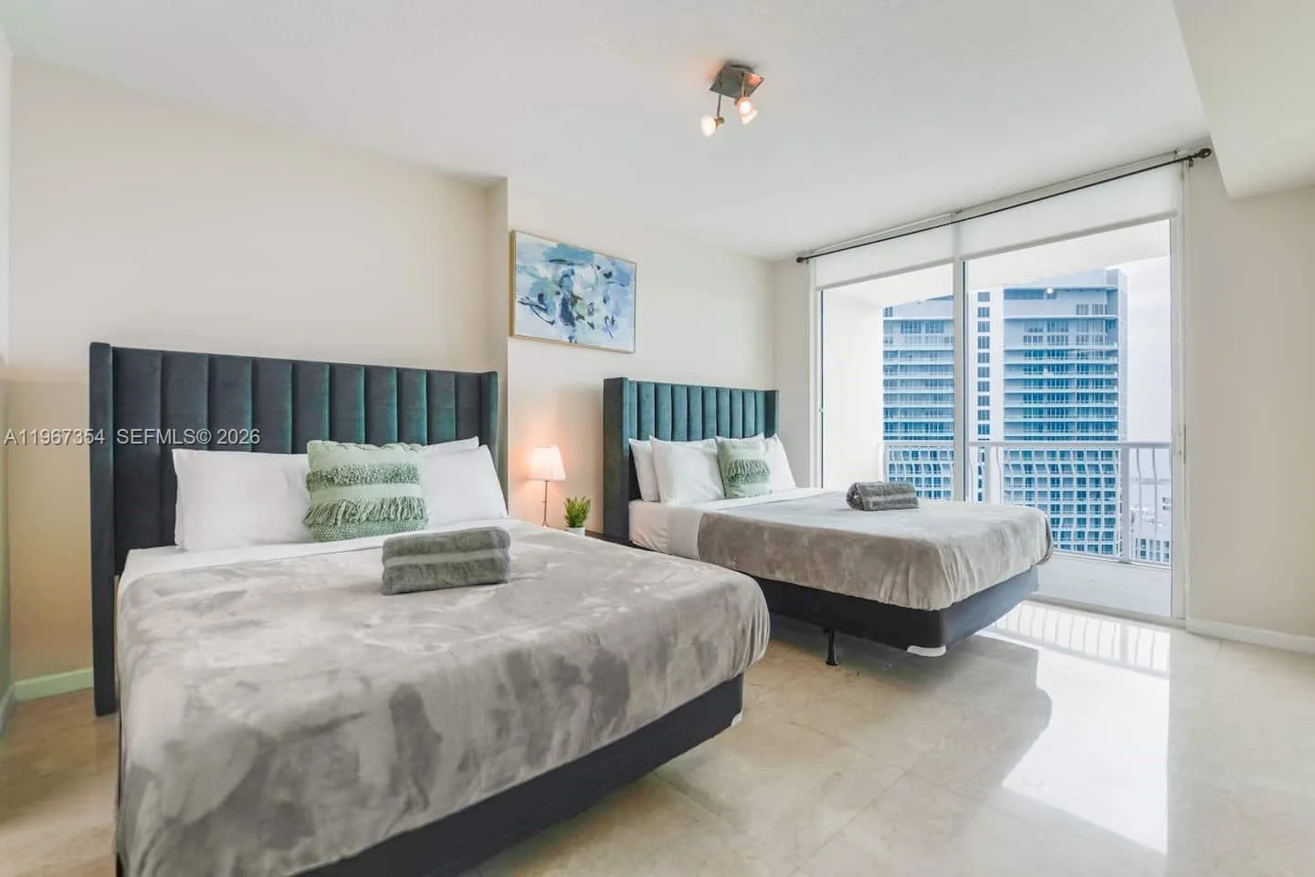 1200 Brickell Bay Dr # 4217, Miami, FL 33131 photo 12