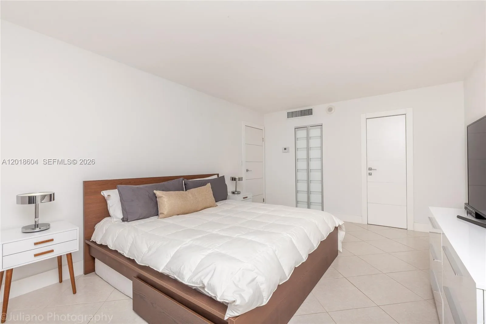 5555 Collins Ave # 9U, Miami Beach, FL 33140 photo 10