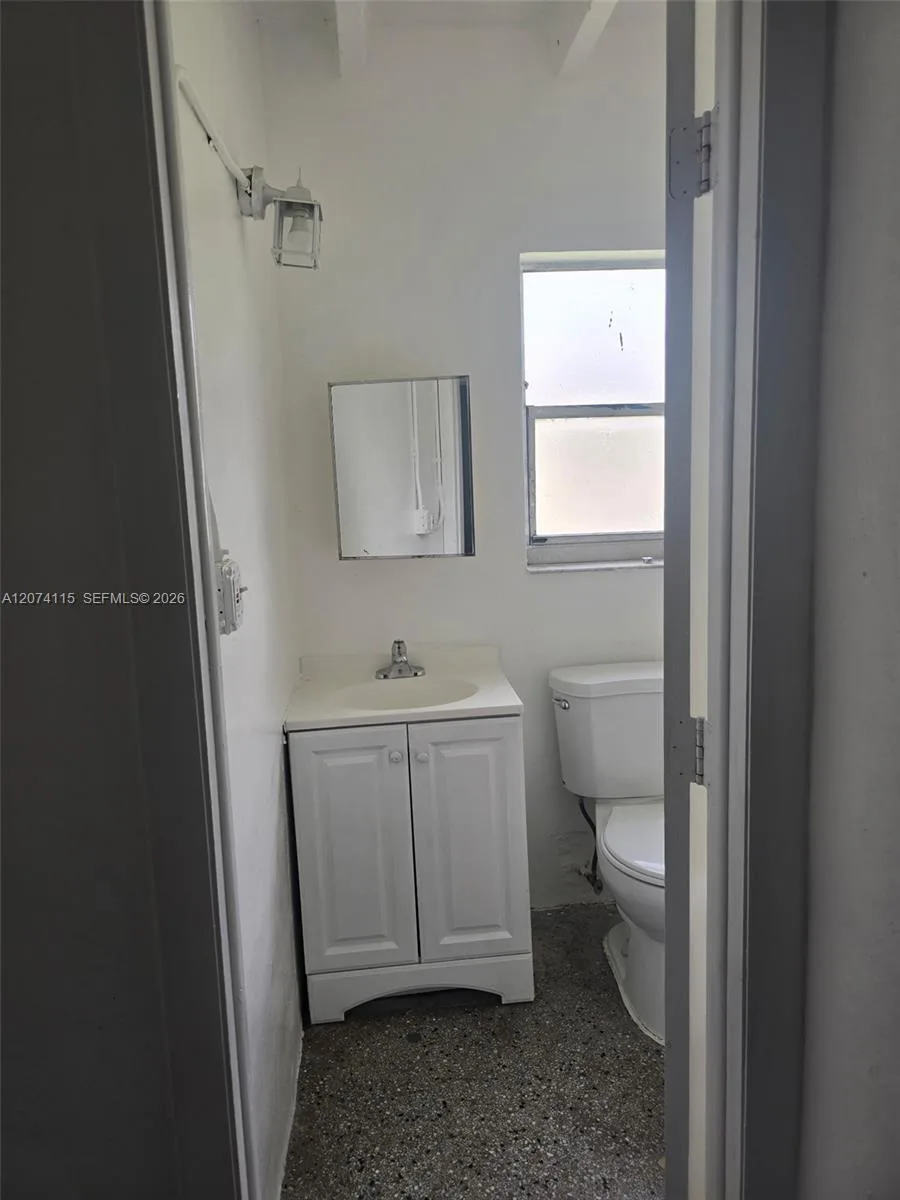 250 SW 11th Ave # 4, Homestead, FL 33030 photo 3