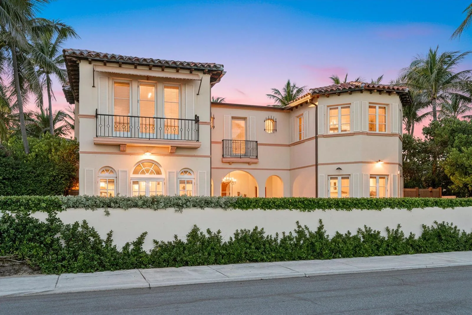 240 N Ocean Boulevard, Palm Beach, FL 33480