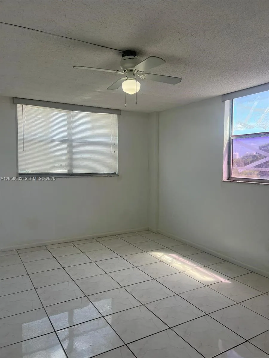 16465 NE 22nd Ave # 419, North Miami Beach, FL 33160 photo 12
