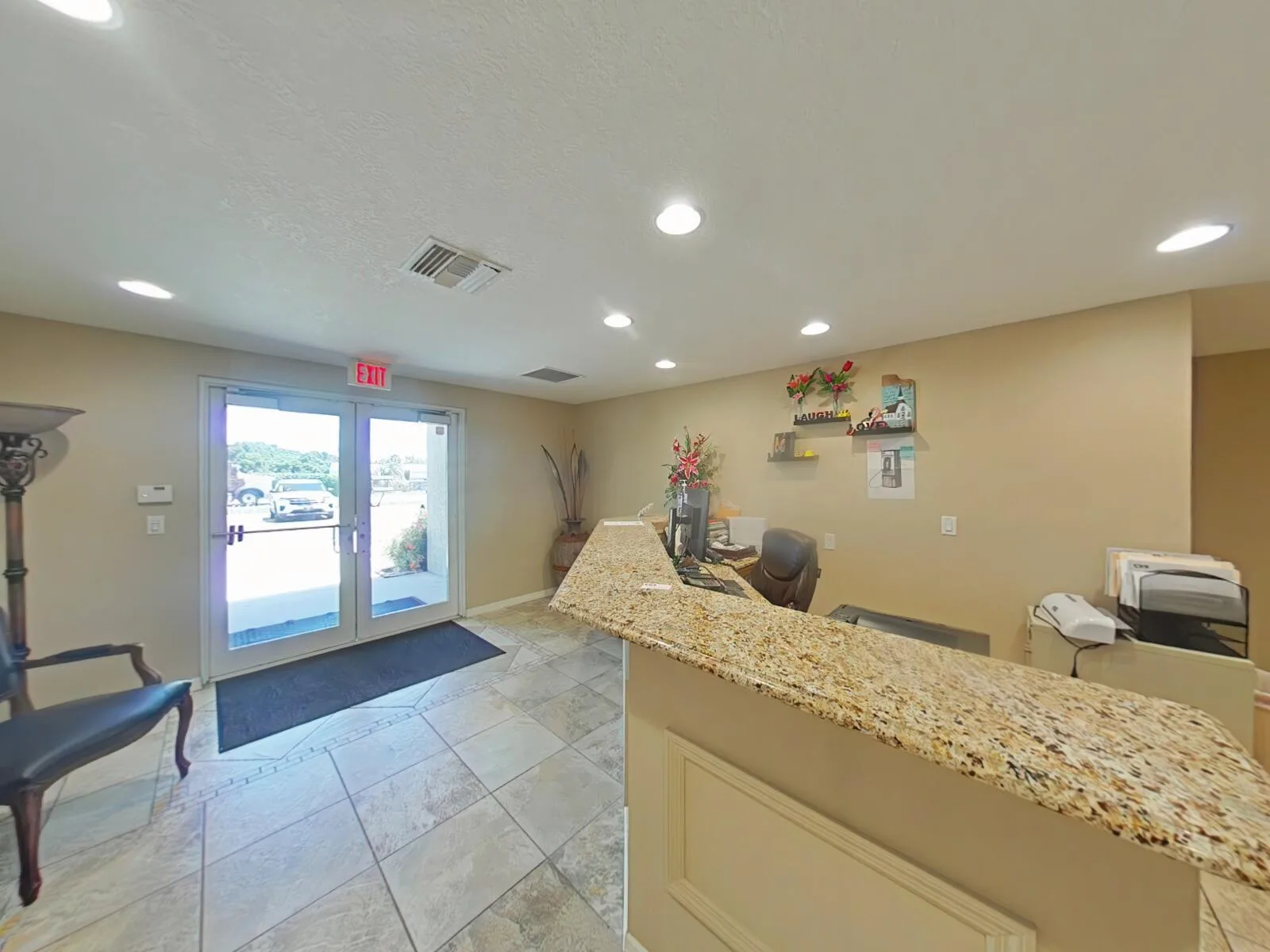 806 NW 9th Street, Okeechobee, FL 34972 photo 4