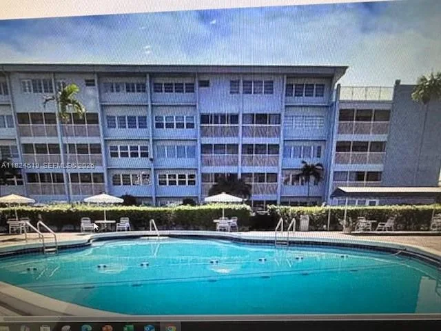215 SE 3rd Ave # 307B, Hallandale Beach, FL 33009 photo 3