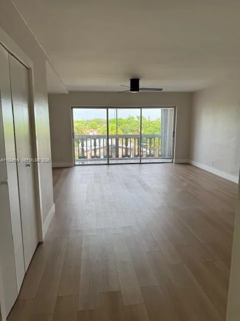 215 SE 3rd Ave # 307B, Hallandale Beach, FL 33009 photo 4
