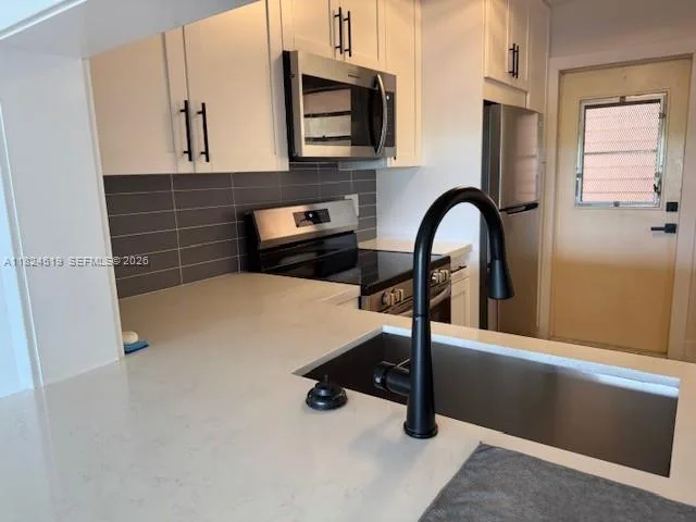 215 SE 3rd Ave # 307B, Hallandale Beach, FL 33009 photo 7