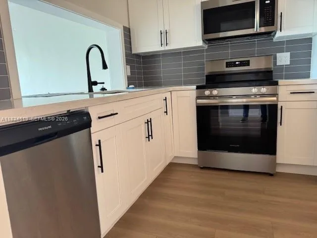 215 SE 3rd Ave # 307B, Hallandale Beach, FL 33009 photo 9