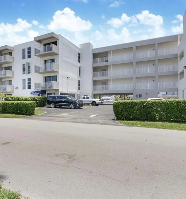 3716 NE 168th St # 303, North Miami Beach, FL 33160
