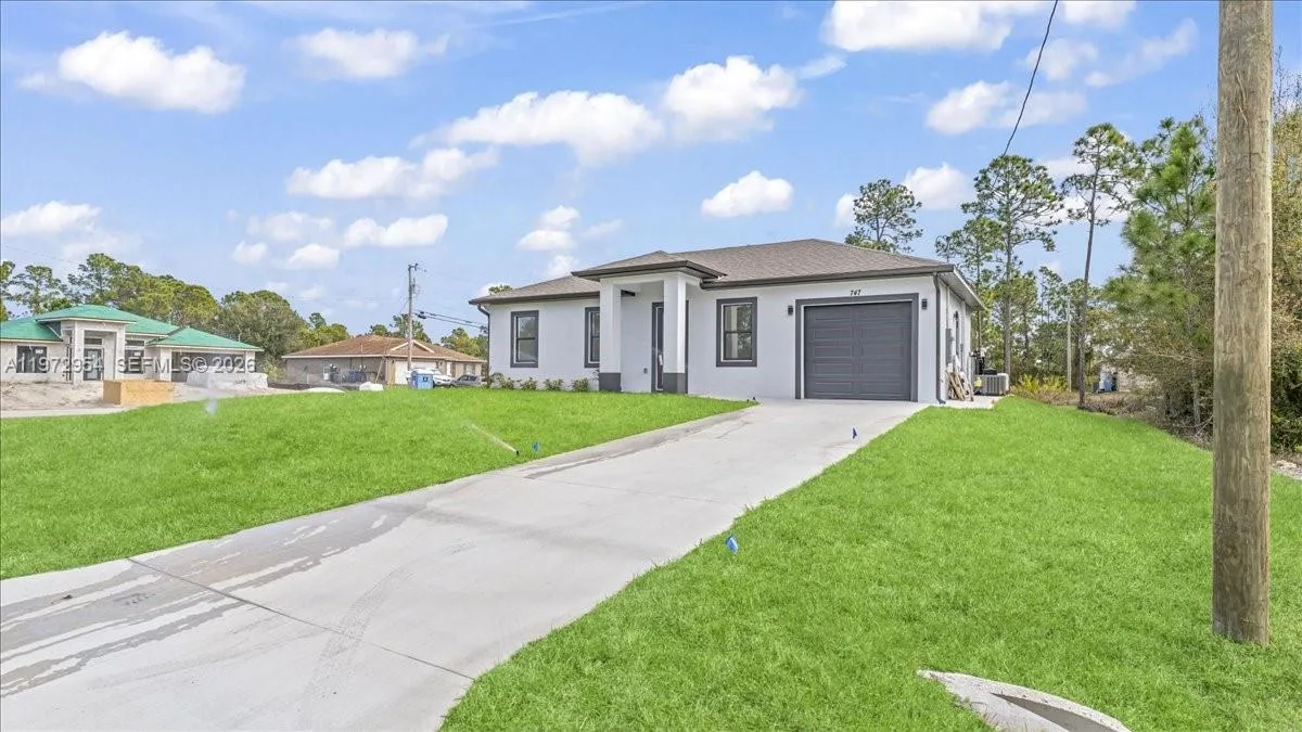 747 anaconda ave s, Lehigh Acres, FL 33974 photo 4