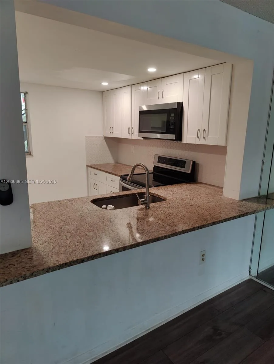 1810 N Lauderdale Ave # 2204, North Lauderdale, FL 33068 photo 3