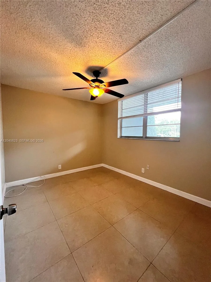 9235 Lagoon Pl # 109, Davie, FL 33324 photo 12