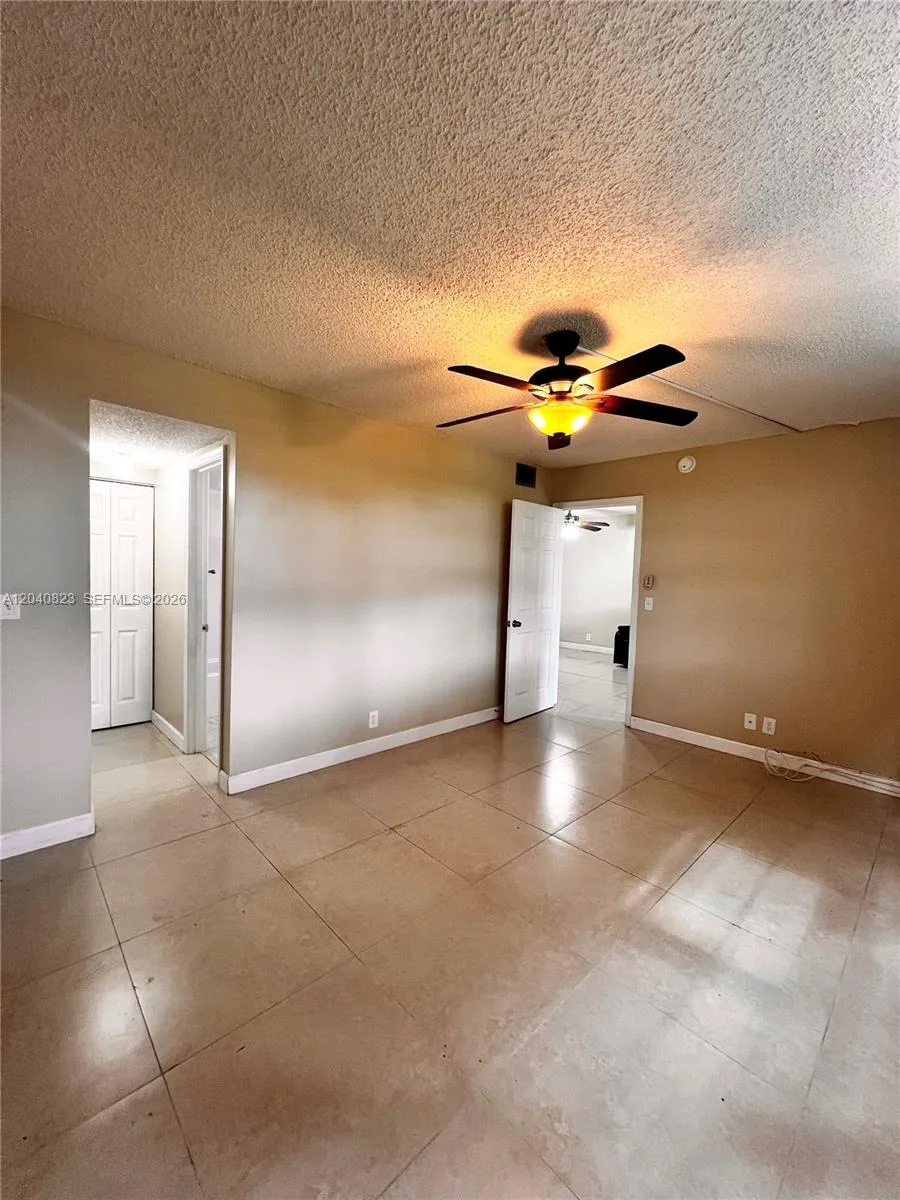 9235 Lagoon Pl # 109, Davie, FL 33324 photo 8