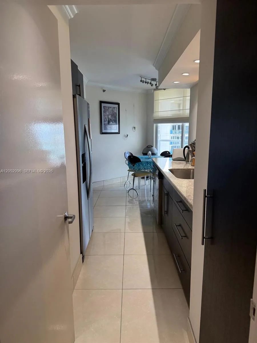 16425 Collins Ave # 2415, Sunny Isles Beach, FL 33160 photo 7