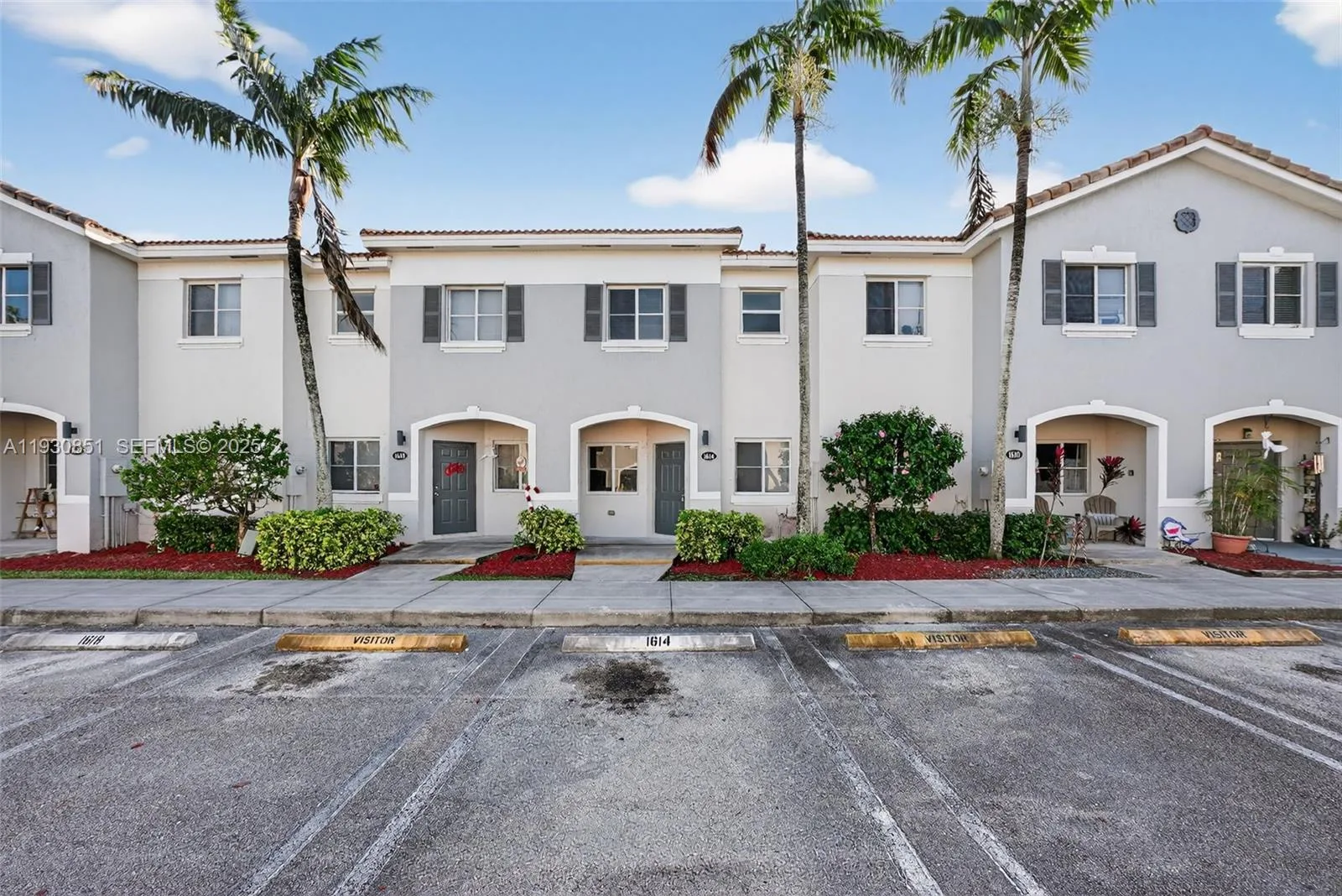 1614 SE 31st Ct, Homestead, FL 33035 photo 3