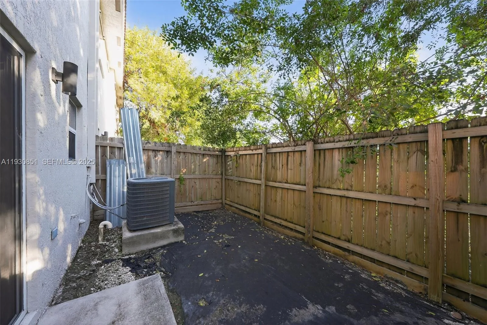 1614 SE 31st Ct, Homestead, FL 33035 photo 4