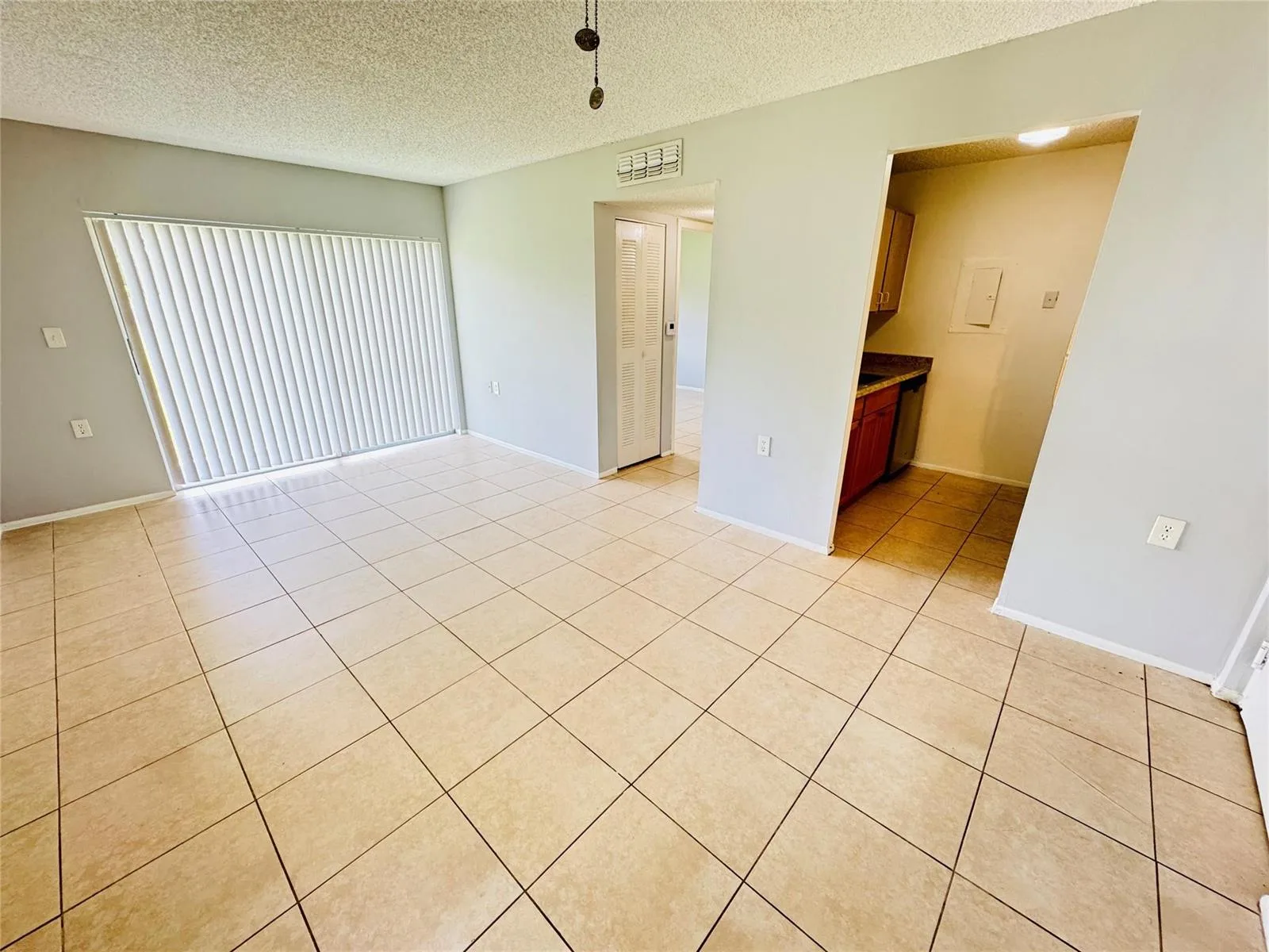 1101 N BENOIST FARMS Road # 101, West Palm Beach, FL 33411 photo 3