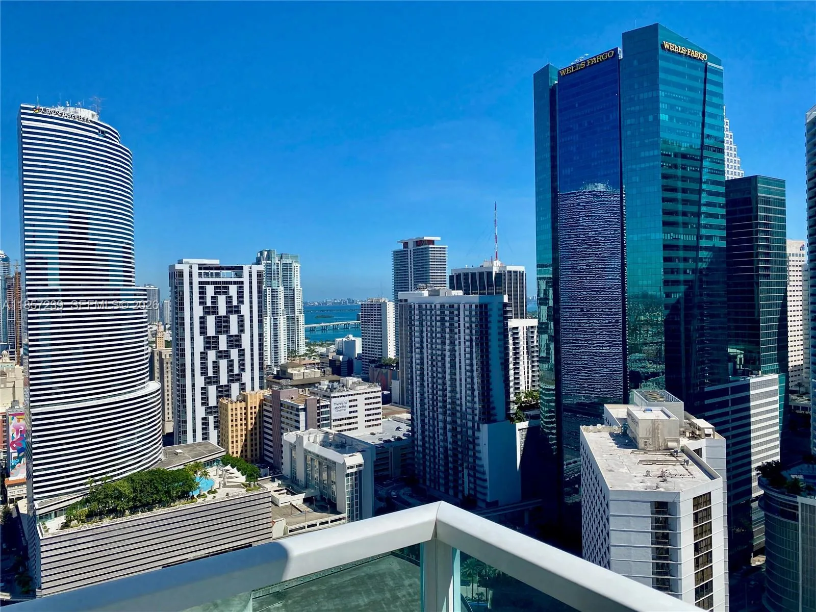31 SE 5th St # 3912, Miami, FL 33131 photo 13
