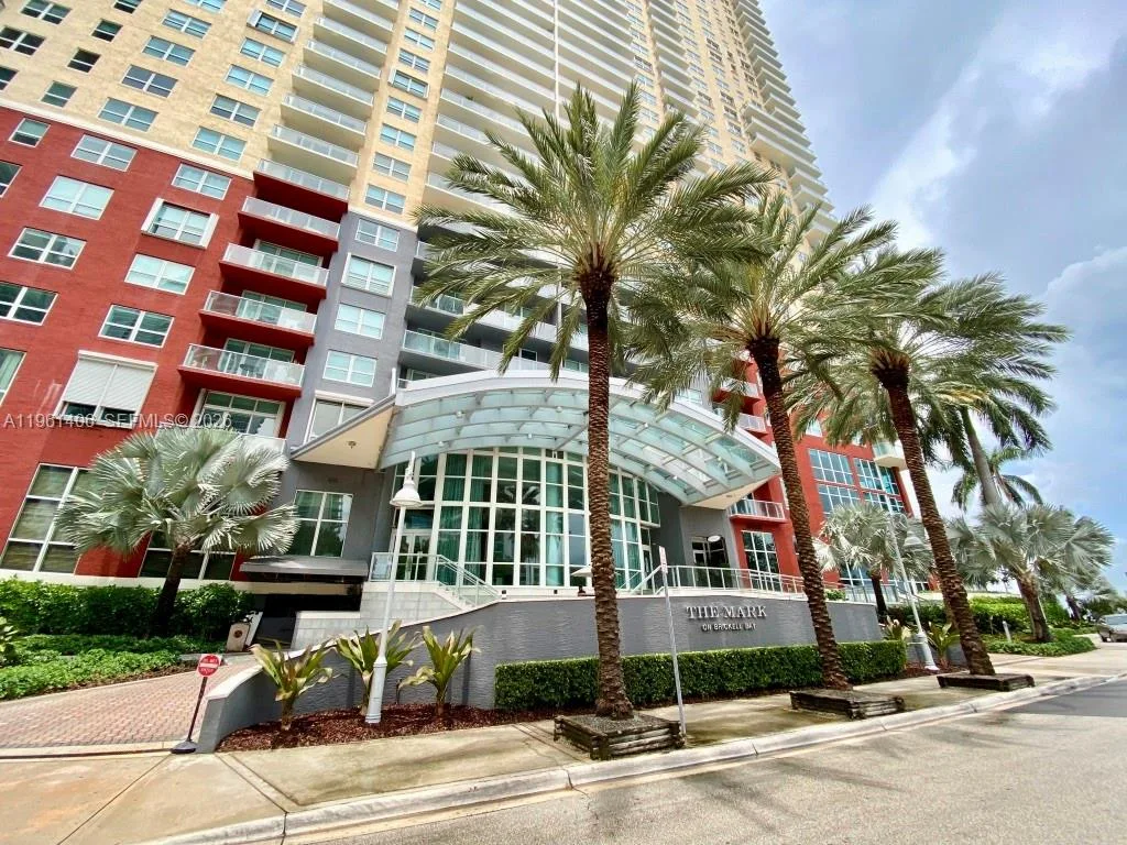 1155 Brickell Bay Dr # 607, Miami, FL 33131 photo 2