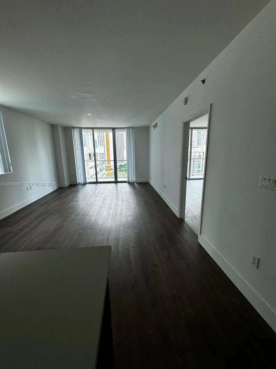 500 Brickell Ave # 1207, Miami, FL 33131