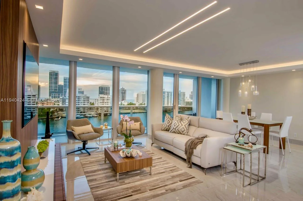 900 Bay Dr # 822, Miami Beach, FL 33141