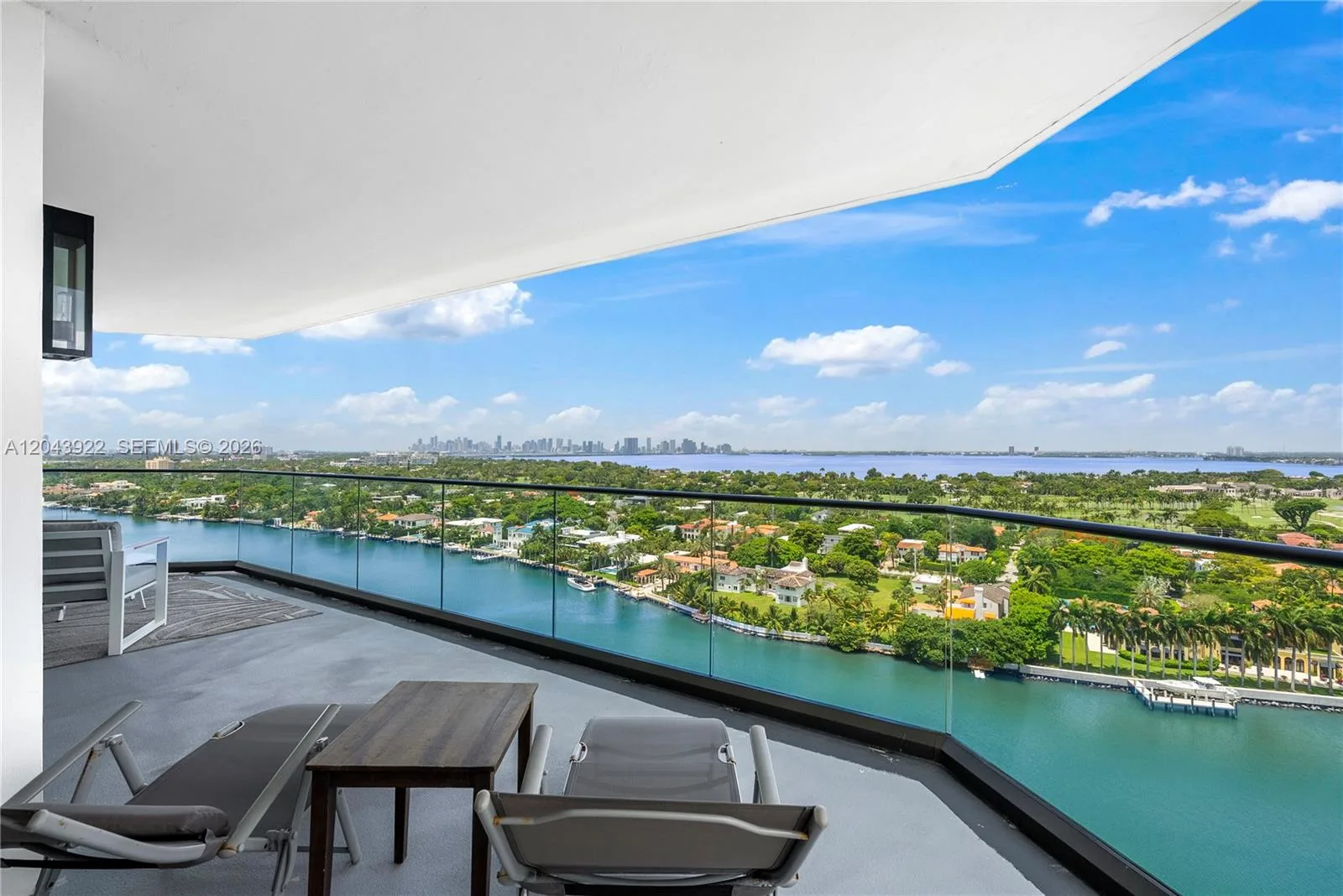 5500 Collins Ave # 1902, Miami Beach, FL 33140