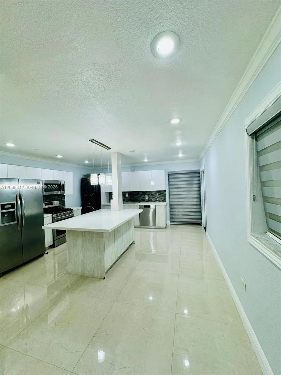 6812 Brookline Dr # 6812, Hialeah, FL 33015 photo 6