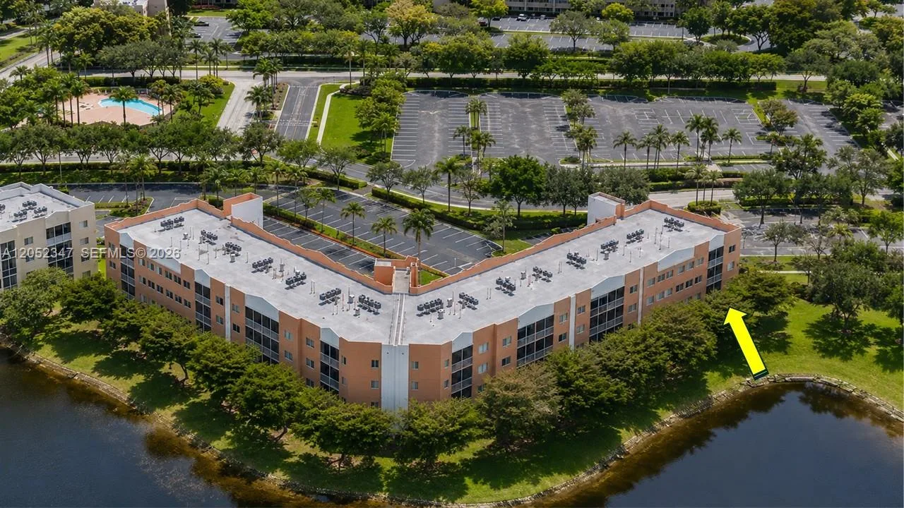 7735 Yardley Dr # 101, Tamarac, FL 33321 photo 2