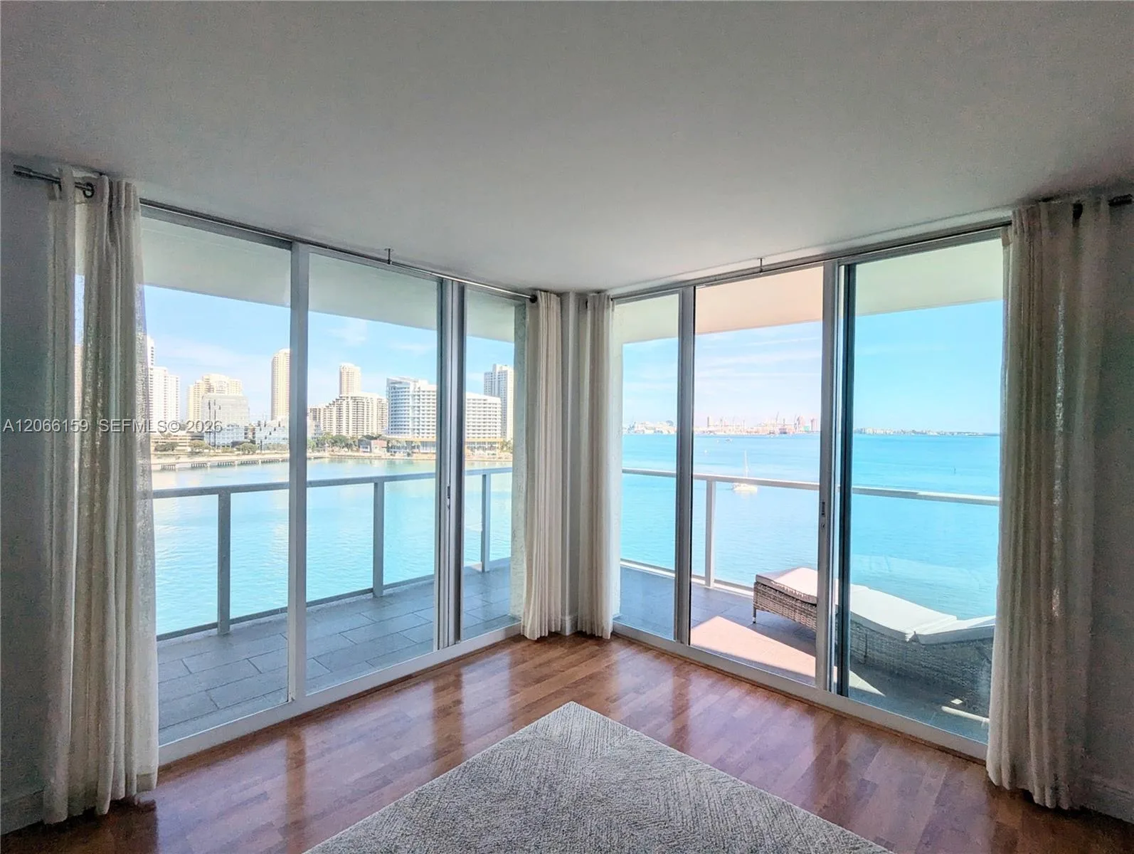 1155 Brickell Bay Dr # 910, Miami, FL 33131 photo 10