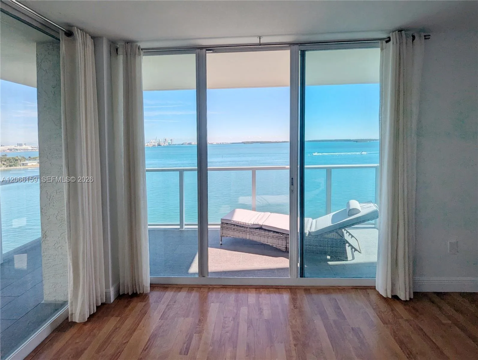 1155 Brickell Bay Dr # 910, Miami, FL 33131 photo 13