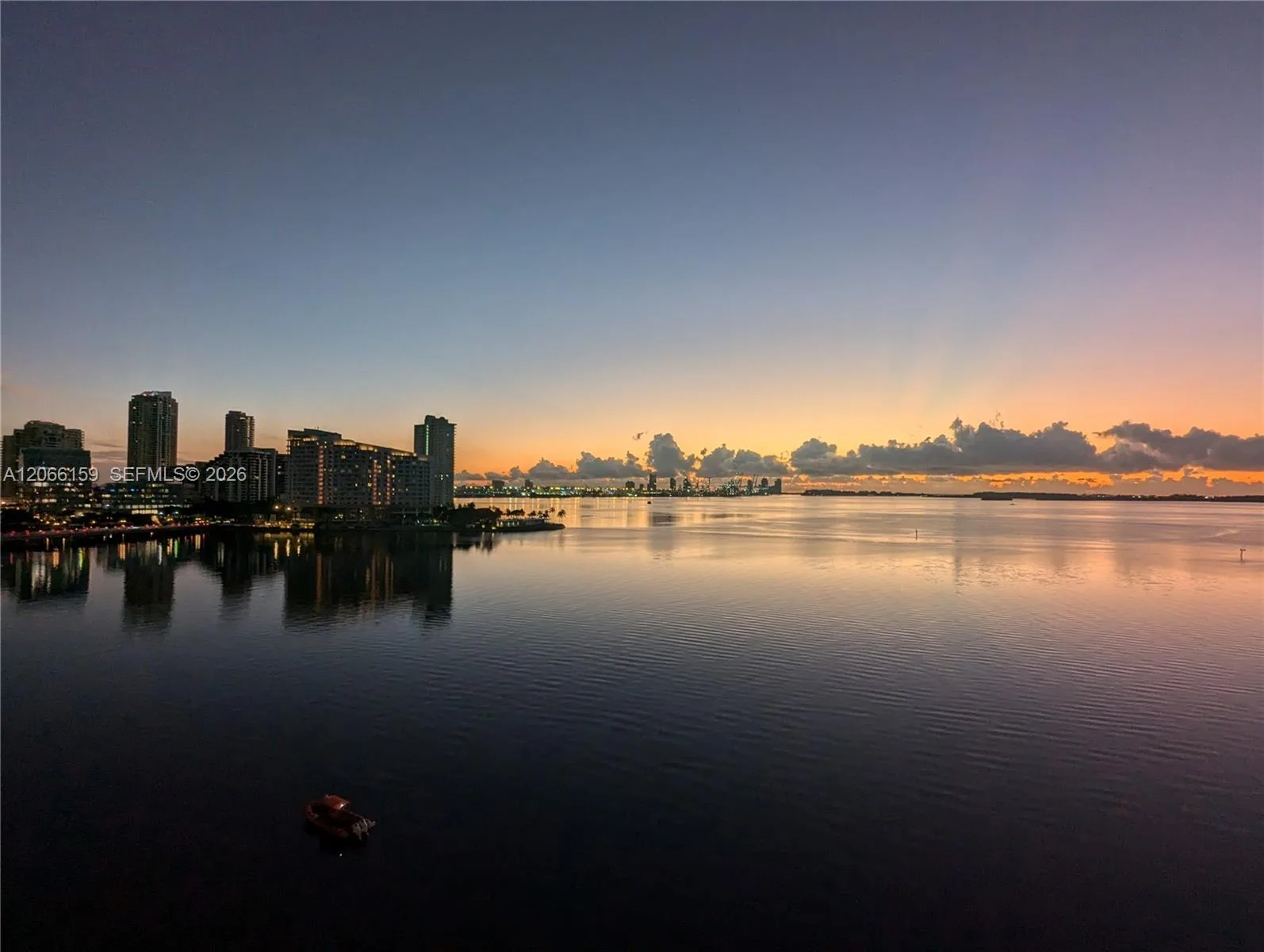 1155 Brickell Bay Dr # 910, Miami, FL 33131 photo 2