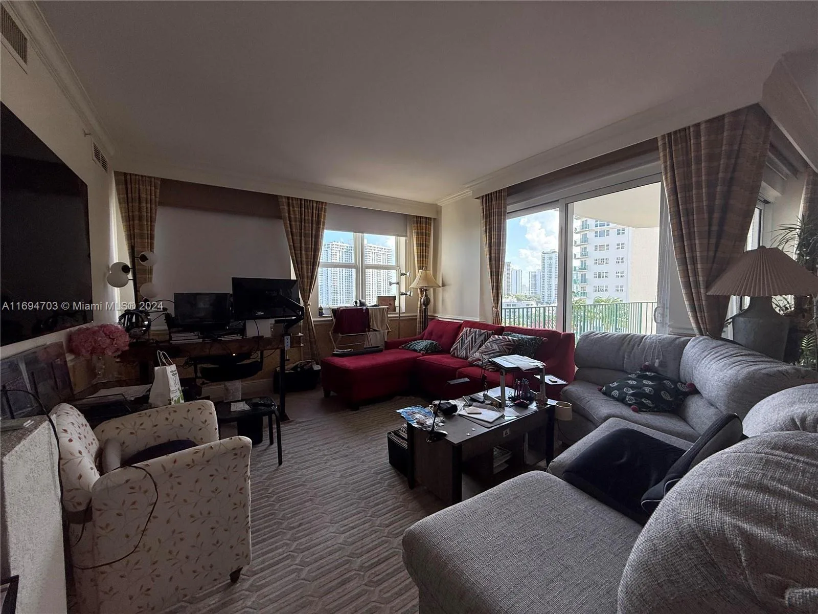 20000 E Country Club Dr # 803, Aventura, FL 33180 photo 2
