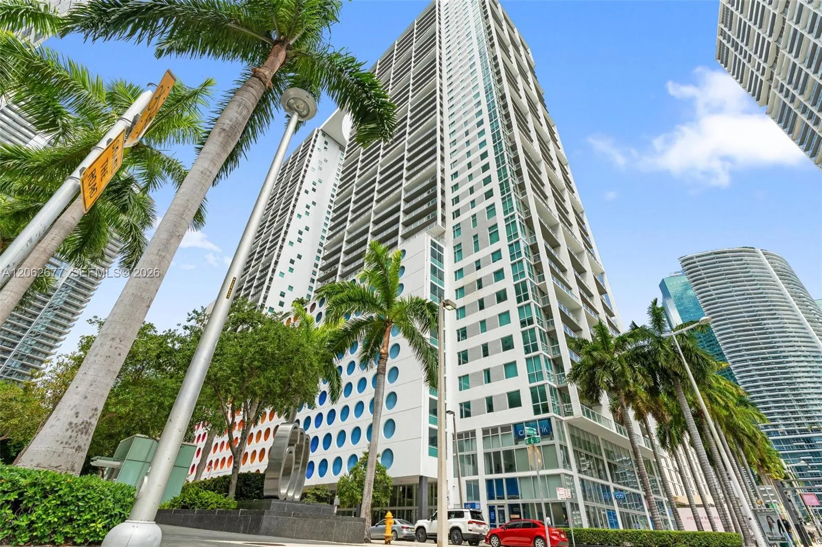 500 Brickell Ave # 1405, Miami, FL 33131