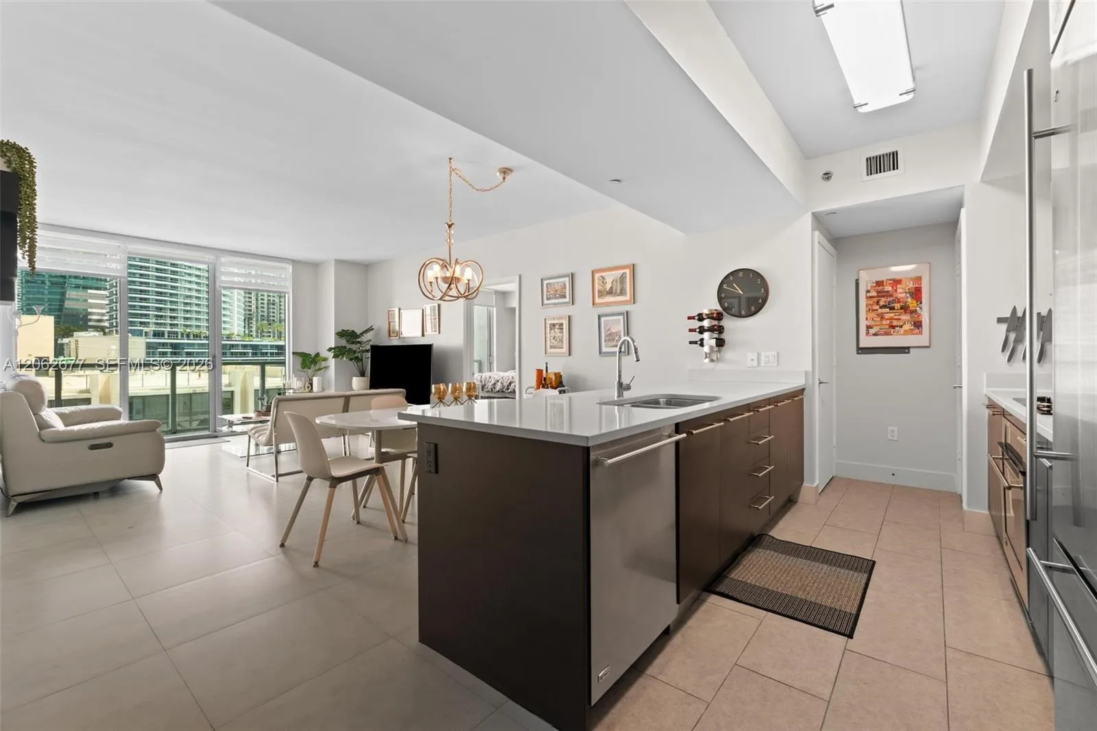 500 Brickell Ave # 1405, Miami, FL 33131 photo 8