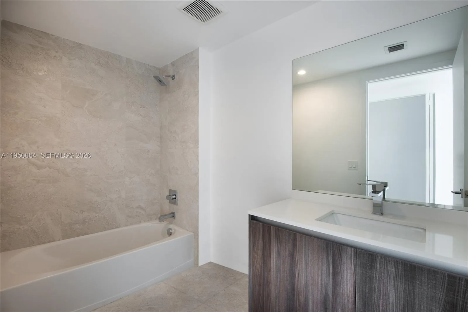 488 NE 18th St # 4412, Miami, FL 33132 photo 13