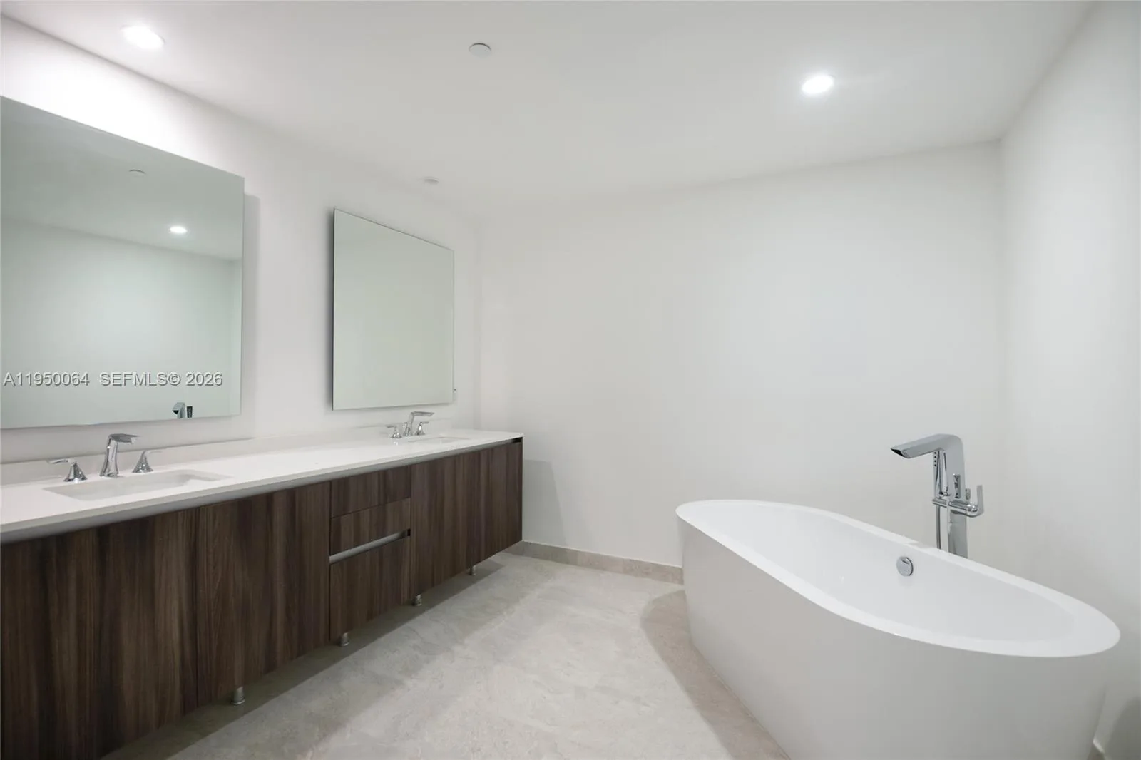 488 NE 18th St # 4412, Miami, FL 33132 photo 8
