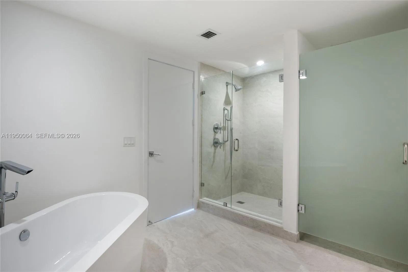 488 NE 18th St # 4412, Miami, FL 33132 photo 9