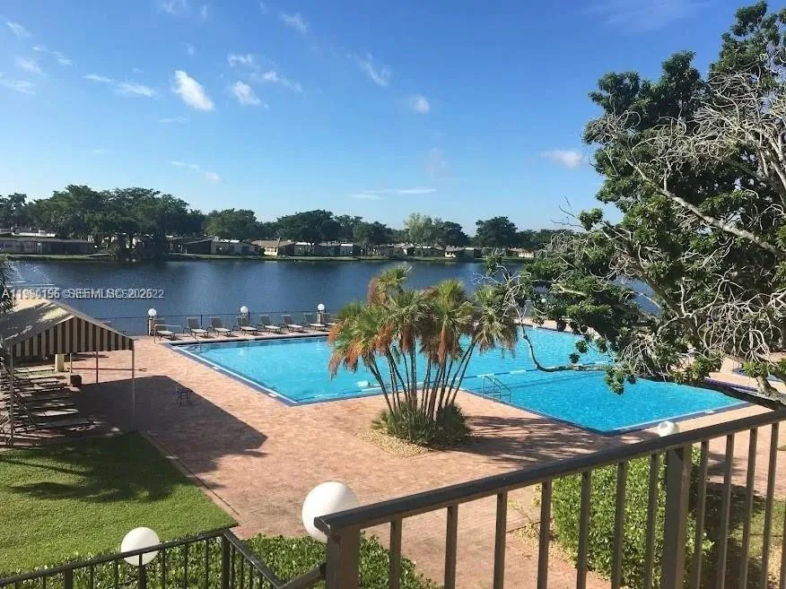 200 Berkley Rd # 123, Hollywood, FL 33024