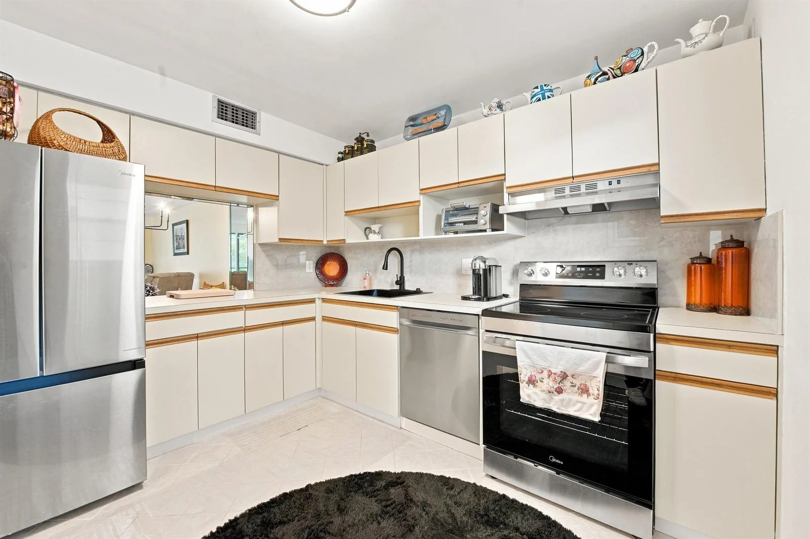 3231 HOLIDAY SPRINGS Boulevard # 205, Margate, FL 33063 photo 2