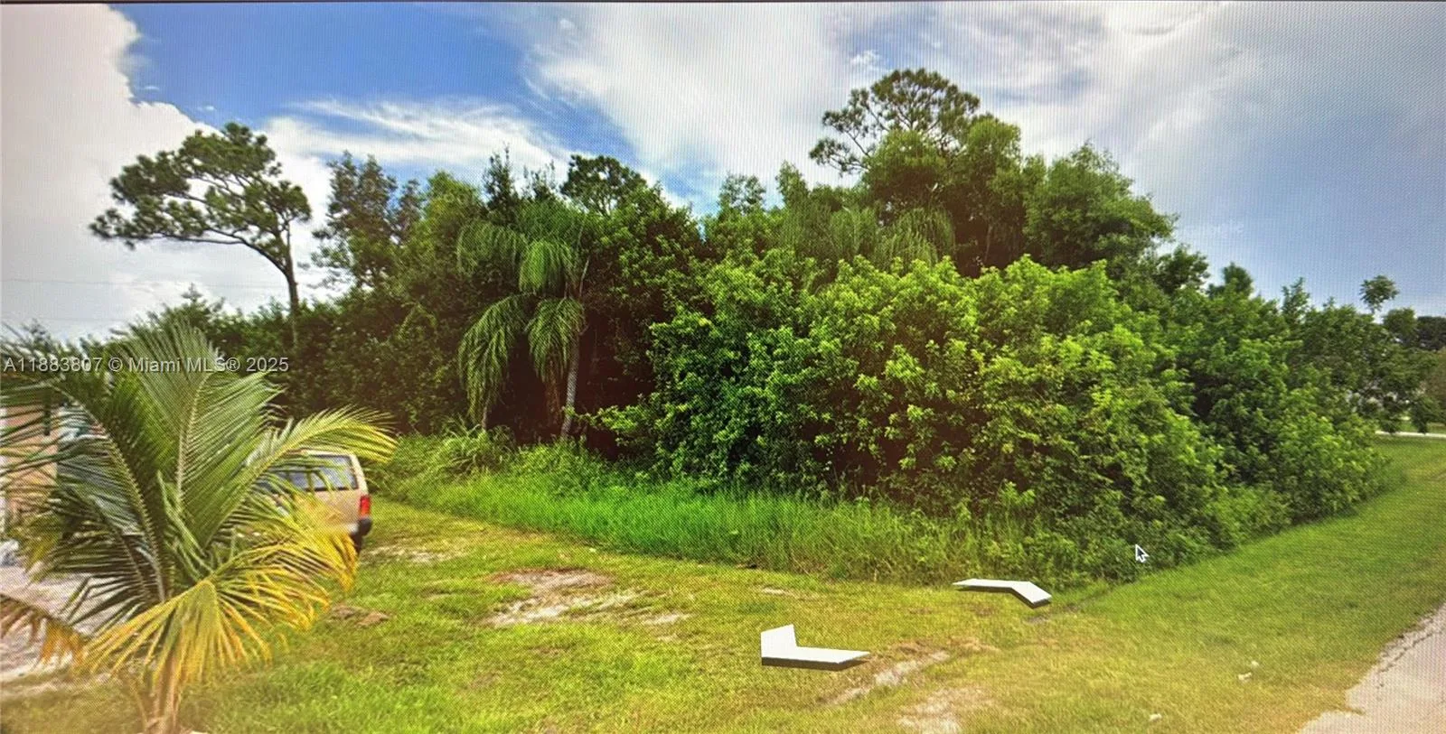 457 Jupiter Ter, Port St. Lucie, FL 34983 photo 2