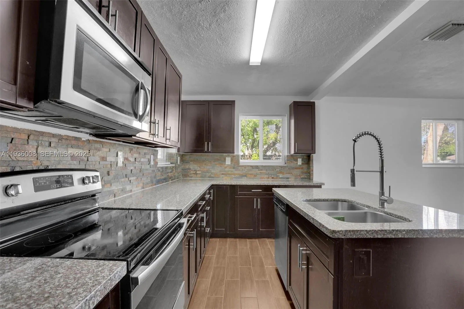 510 N 69th Ave # 0, Hollywood, FL 33024 photo 2